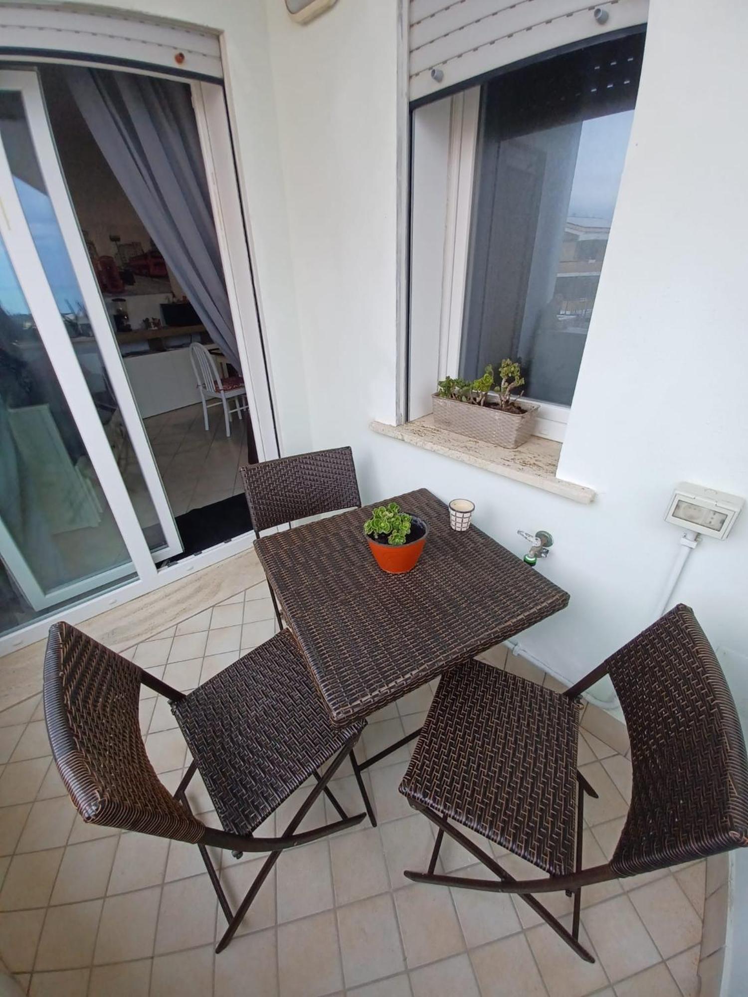 Armareaoverseassuites ฟิวมิชีโน ภายนอก รูปภาพ